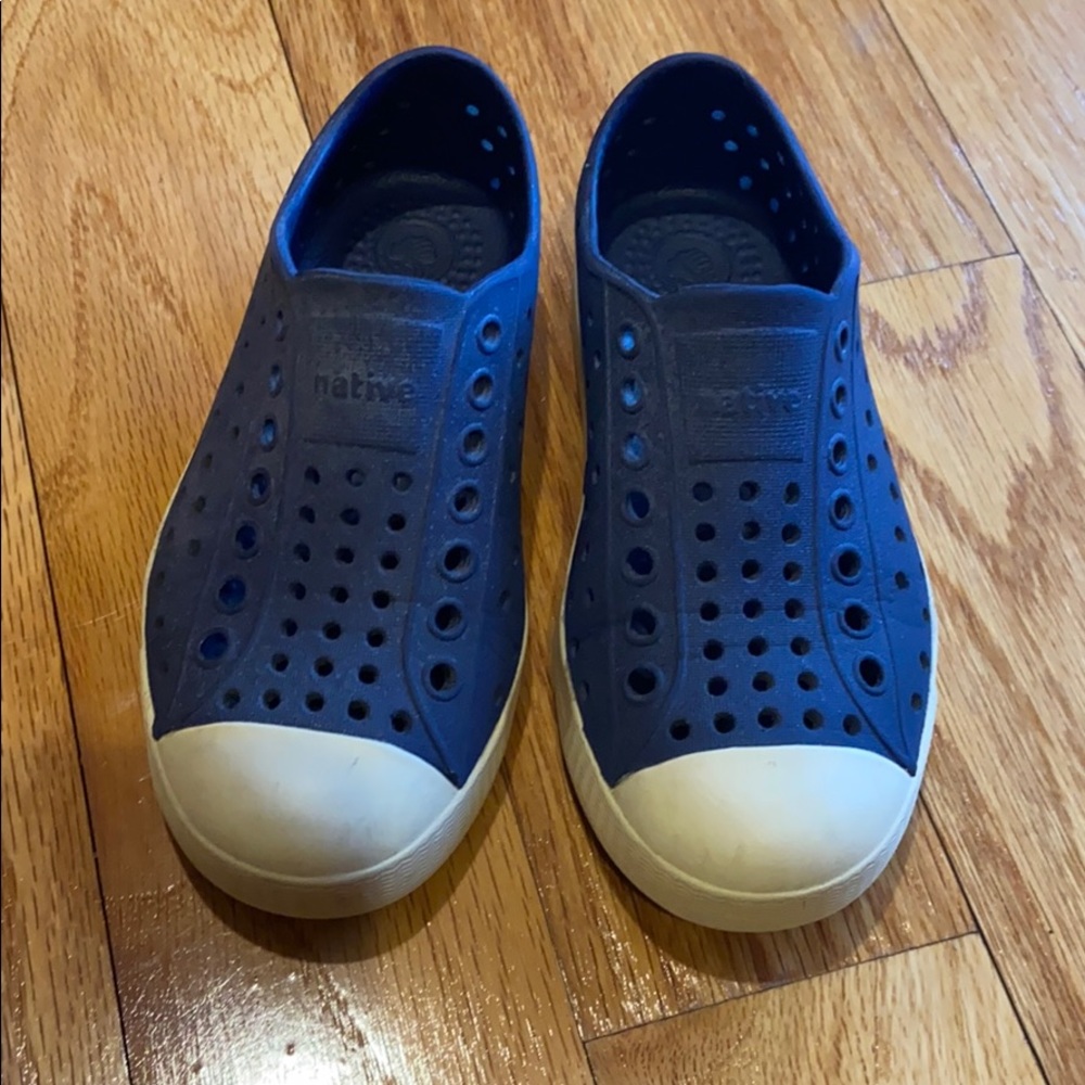 Native Jefferson Style Navy C11